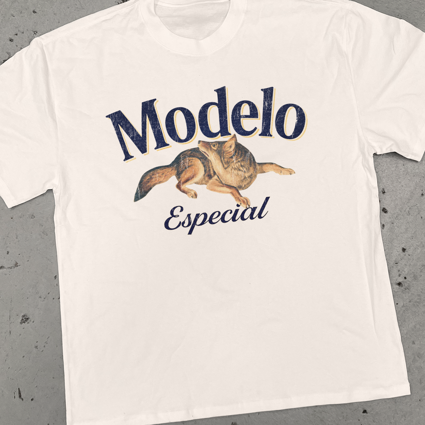 Modelo 'Wolf' Heavyweight Faded Bone Tee